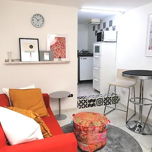Mercanti Attic Version Milão